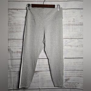 PINK Victoria's Secret Gray 7/8 Leggings Women Size Large